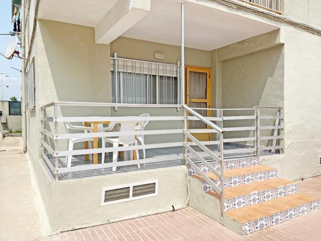 Global Properties, Apartamento en primera linea de playa en Canet Images_1