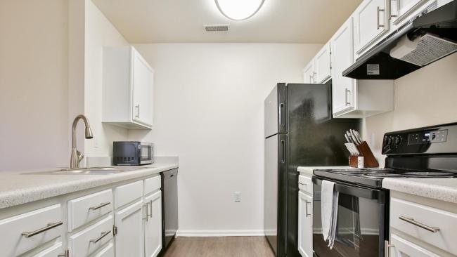 Modern Apartment in Prime Location ID8475X16 Images_4