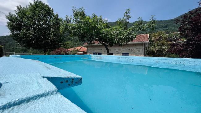 Rustic Geres Villa Relax&Unwind Images