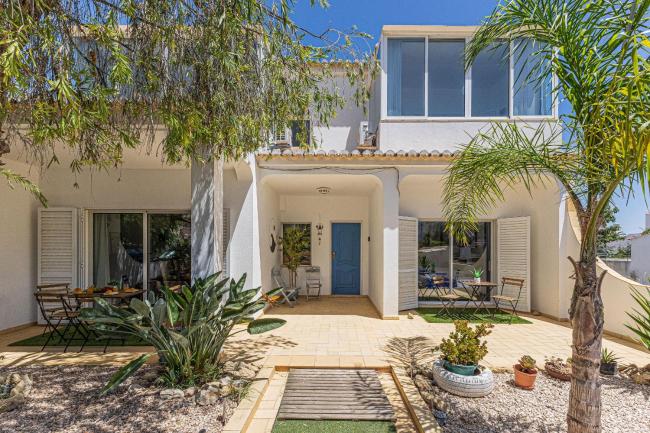 Chilling Lagos by Algarve Golden Properties Images_5