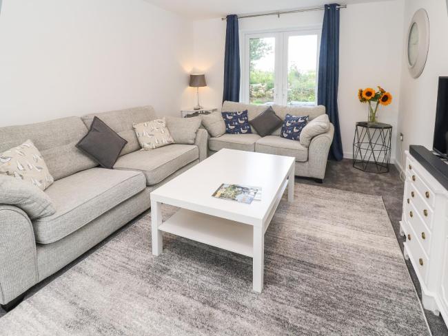 20 The Walled Garden Images_3