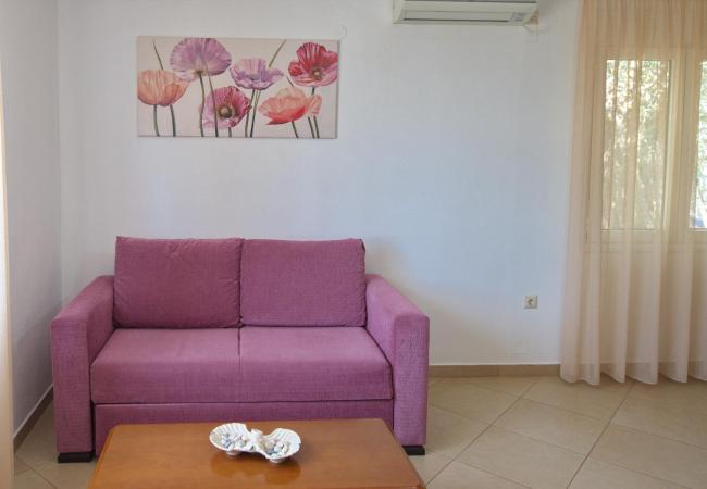 Myrtilo cottage Images_3
