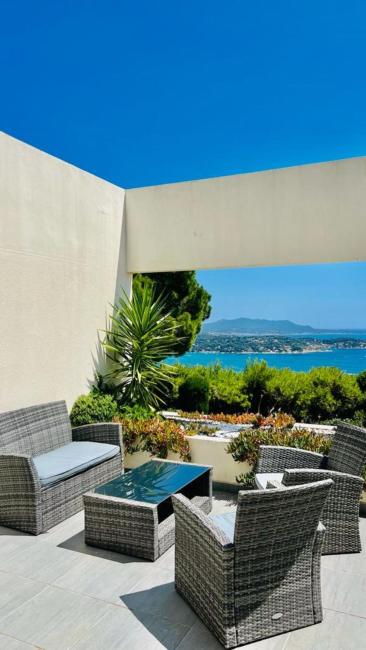 VUE MER IMPRENABLE ET PISCINE Images_2