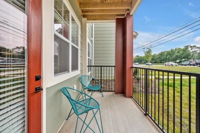 Prime 2BR New Building with Gym and Parking 104 Images_5