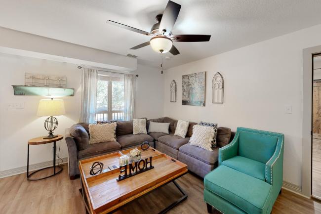 High Low Hideaway - Unit B Images_1