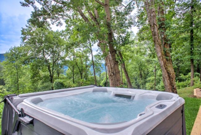 The Honeybee Hideaway Images_4