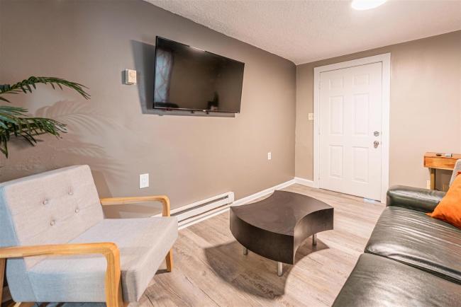 Pacific Edge A - Super Awesome location next to Zoo and Downtown! Images_5