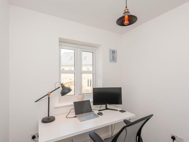 Pass the Keys Bramhope Haven - new home next to Golden Acre Park Images_5