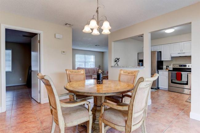 Centrally located 3/2 Home - Port St. Lucie Images_1