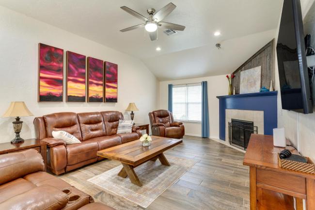 Updated Norman Home about 1 Mi to Oklahoma University! Images