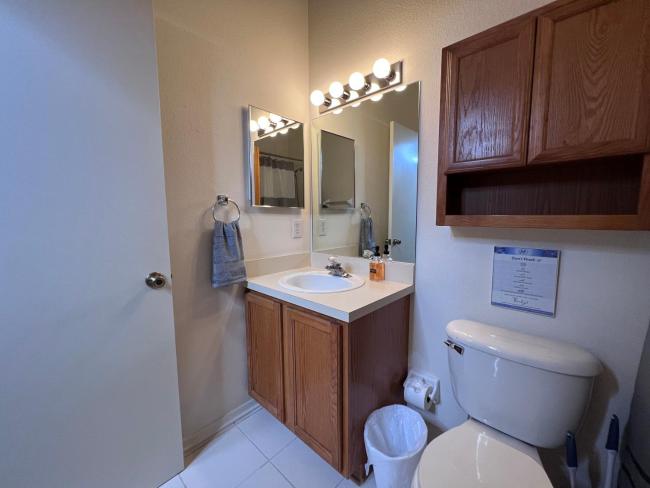 Elegant Tampa Palms Long Stay with POOL, Wifi, Moffitt, Gated Community Images_4