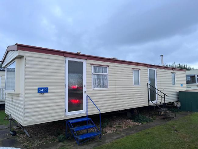 S422 Golden Palm 8 Berth Caravan Images_1
