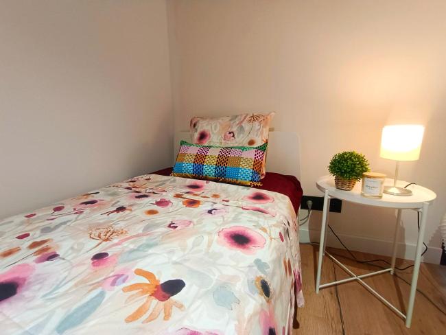 Private rooms in Born Images_2