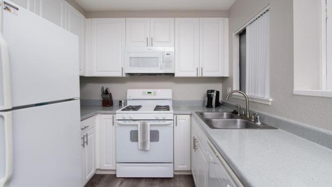 Modern Apartment in Prime Location ID8704X95 Images_3