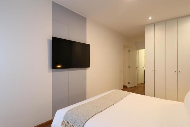 Great 2BR with Balcony in the Heart of Miraflores Images_5