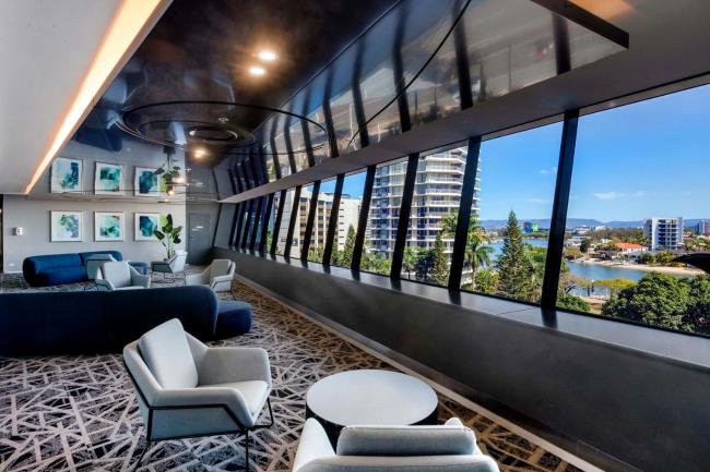 Converted Two Bedroom Apartment - No Parking - Hinterland View - Circle on Cavill - Self Contained, Privately Managed Images_3