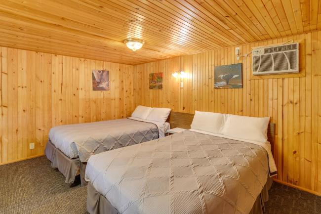 Rustic Studio with Patio on Table Rock Lake! Images_3