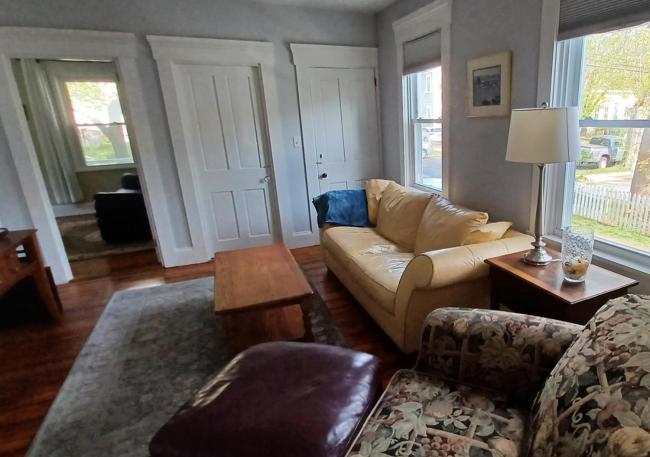 Private apt in downtown Bristol! Images_2