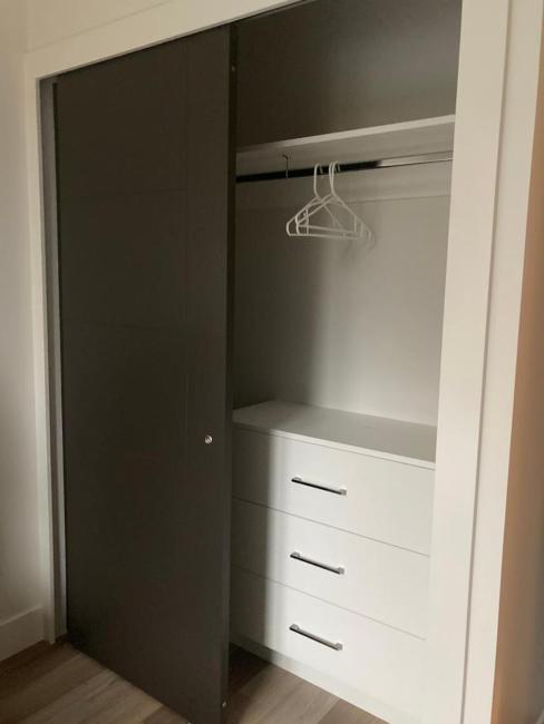 Modern and cozy 4-Plex with a view! (1Bed, 1 Private Bathroom) Images_4