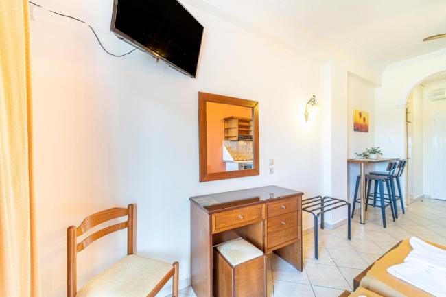 Mazis Studio A2 Images_4