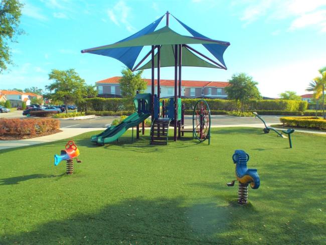 Townhome with Private Pool and King Size Bed Images_5