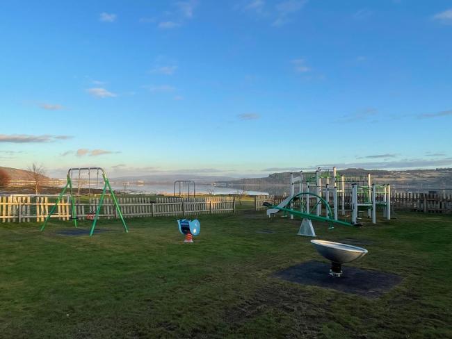Peaceful Sea View Home only 5 miles from Inverness Images_1