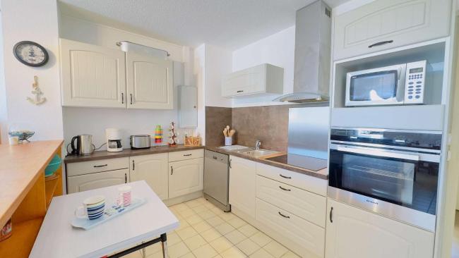 Charmant appartement à proximité du port Images_4