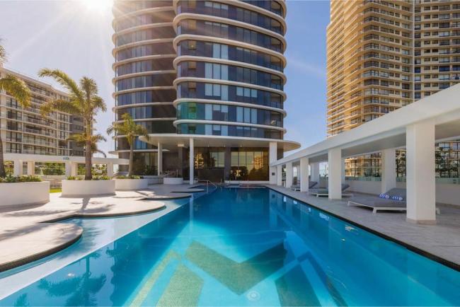 Views from Clouds New Skyhome in Luxury Resort Images_1