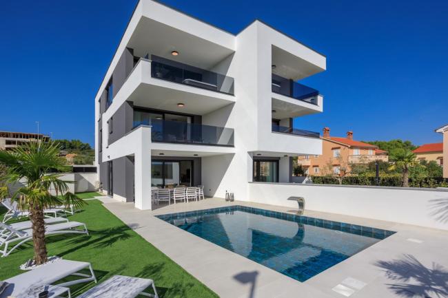 Lea Magdalena Iii Images