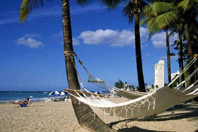 Media Luna Studio Oceanview Pool Images_2