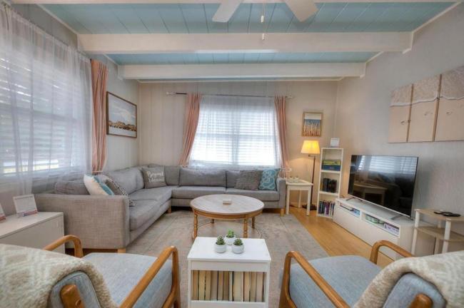 Just Like Paradise Images_2