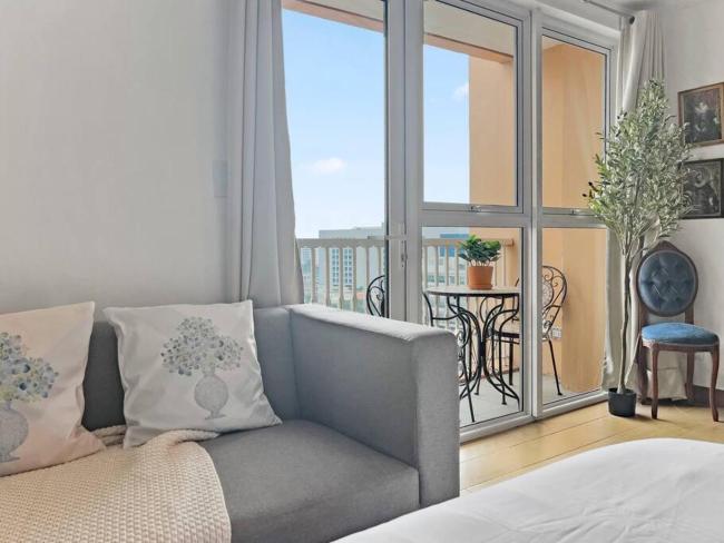 St. Mark Residences - Venice Mckinley Images_3