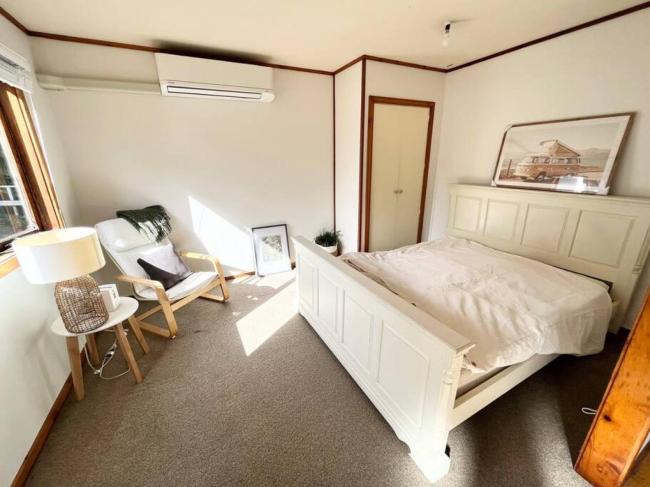 Studio 3 at Tui Treehouse - Stay Auckland Images_2