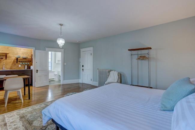 The Ocean Suite Couple's Escape Lunenburg Images_5