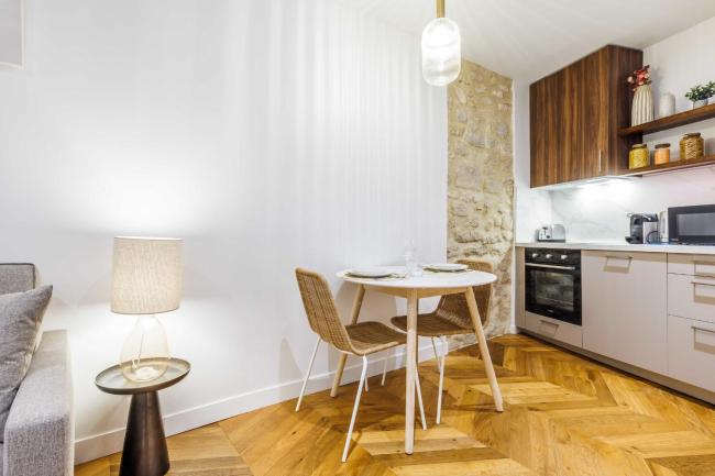 Charming studio 2P Heart of Paris - Le Marais Images_2