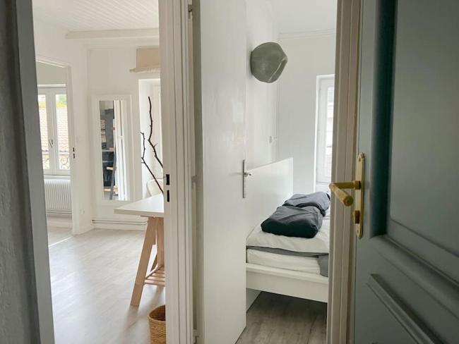 Charming T2 in the heart of the city Images