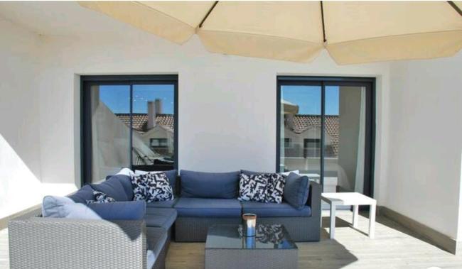 luxurious apartm. with sea view. Images_4