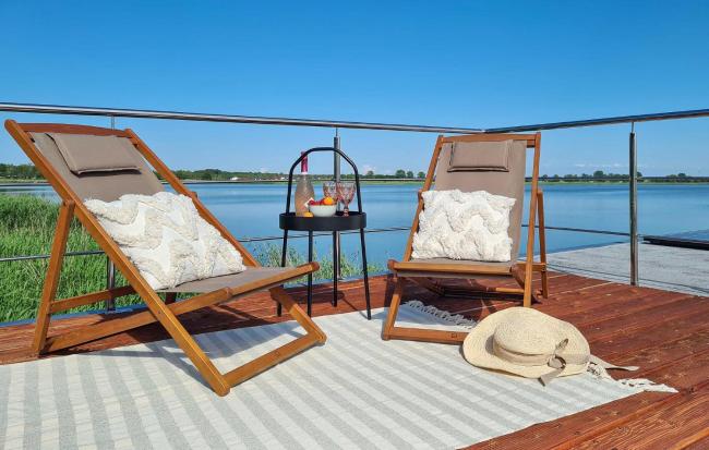 Cozy Ship In Mielno With Kitchen Images_1