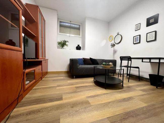 Piso en Arguelles Images_3