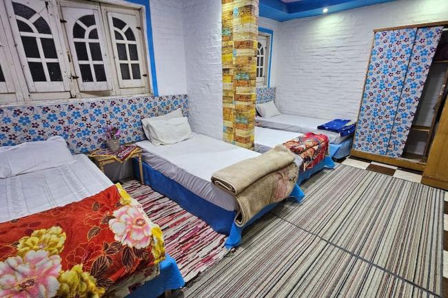 Comfy Hostel-Style Home Near Pyramids Images_4