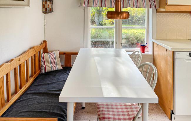 1 Bedroom Gorgeous Home In Köpingsvik Images_5