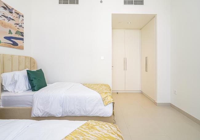 Top Floor Apartment with Burj Khalifa Views and Full Downtown Views171BC-2 Images_5