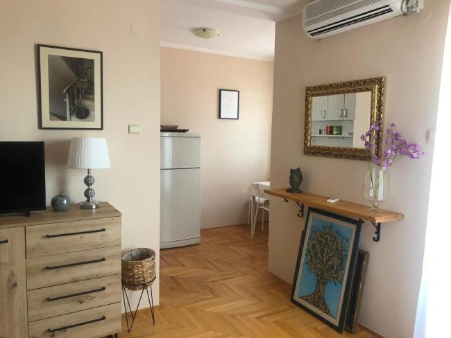 Lovely studio with a sea view Images_4