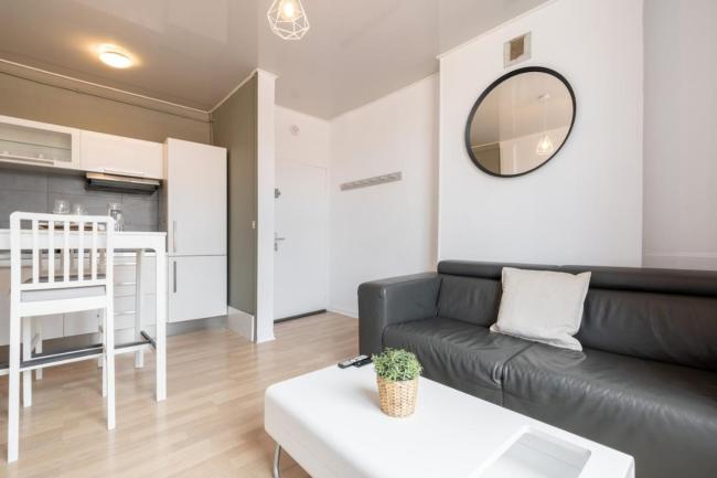 Functional flat in the heart of Old Lille Images_4