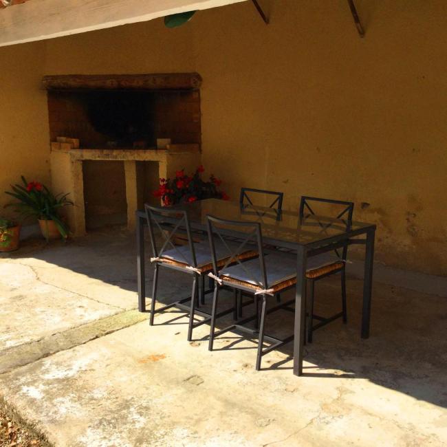 Provencal part with private pool, near Avignon, 6 sleeps. Images_4