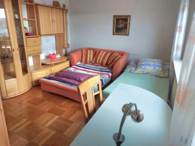 Make yourself at home Images_3