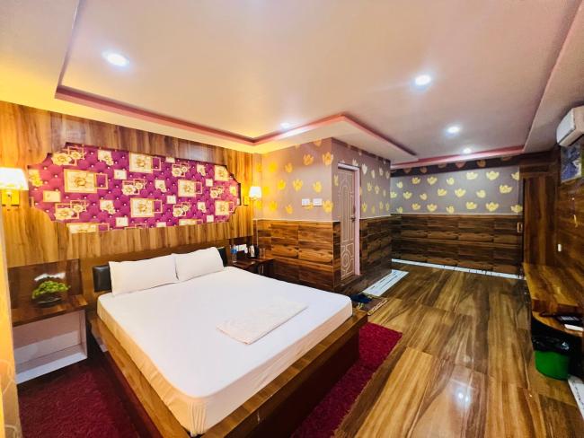 Hotel Swargalok Images_1