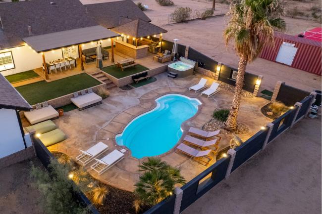 The Oasis Resort Pickleball, Pool, Gym, Hot Tub Images_1