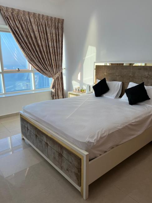 Ft 30f R2 SeaView Room at Beach with separate bath Images_5