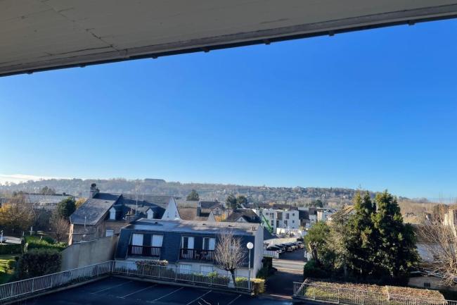 Spacious 67 m nest with double exposure Images_4